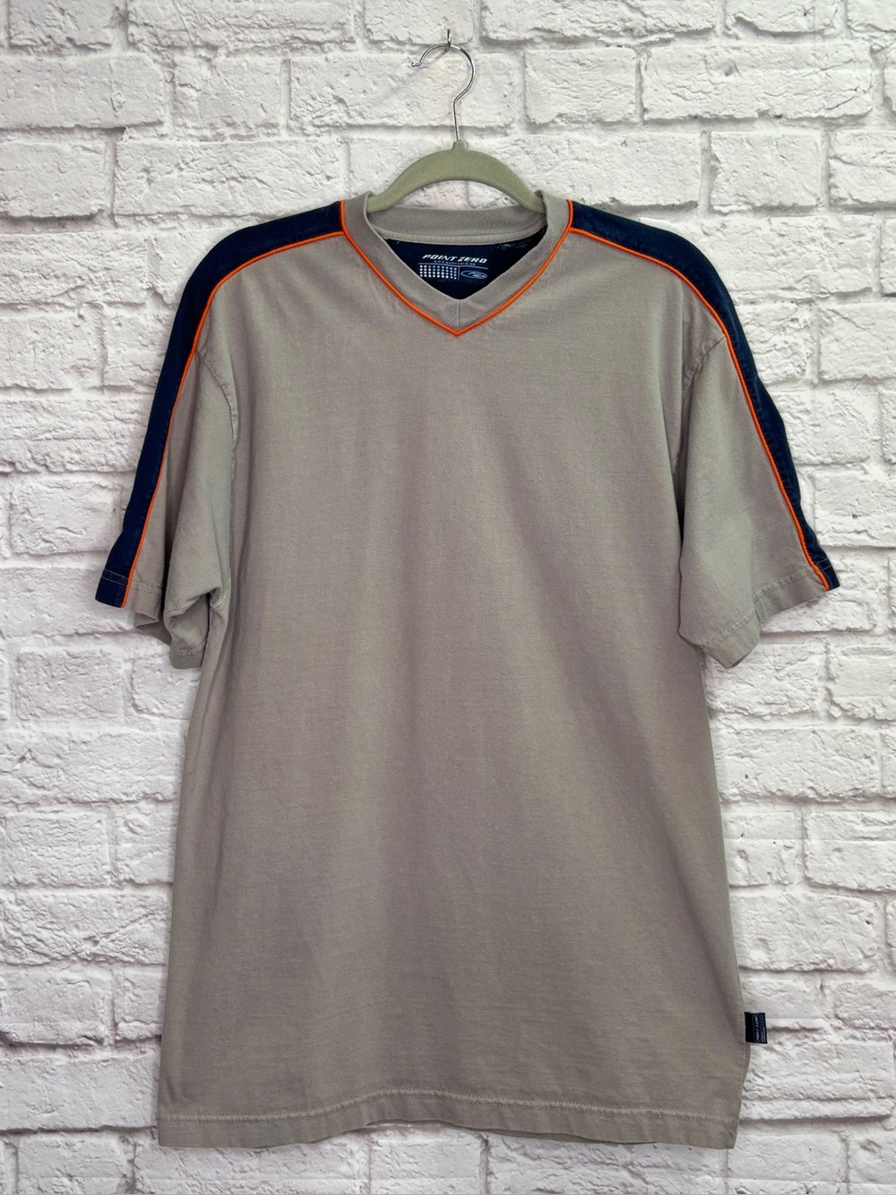 VTG Y2K Point Zero Mens Shirt Size M Short Sleeve Grunge Skater Surfer Gray